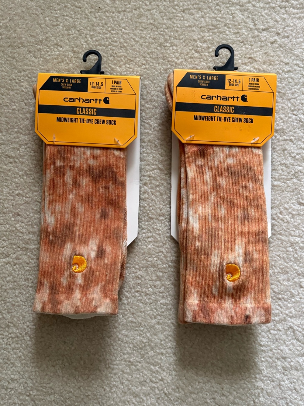 NWT 2 Pairs of Carhartt Men's Tie Dye Crew Socks. Size XL.
